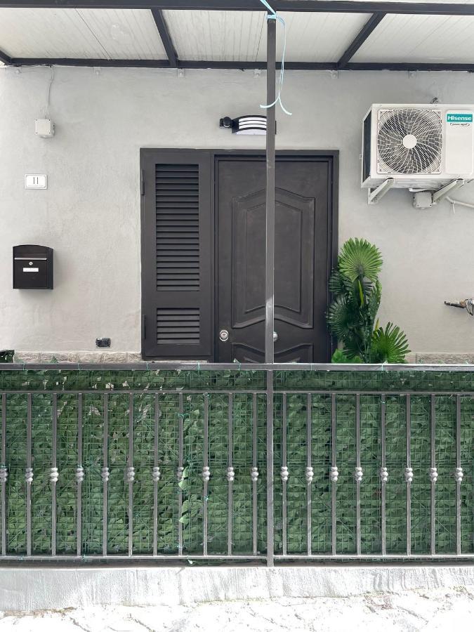 Casa Vacanze Luisa Napoli Dış mekan fotoğraf