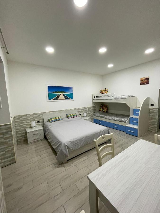 Casa Vacanze Luisa Napoli Dış mekan fotoğraf