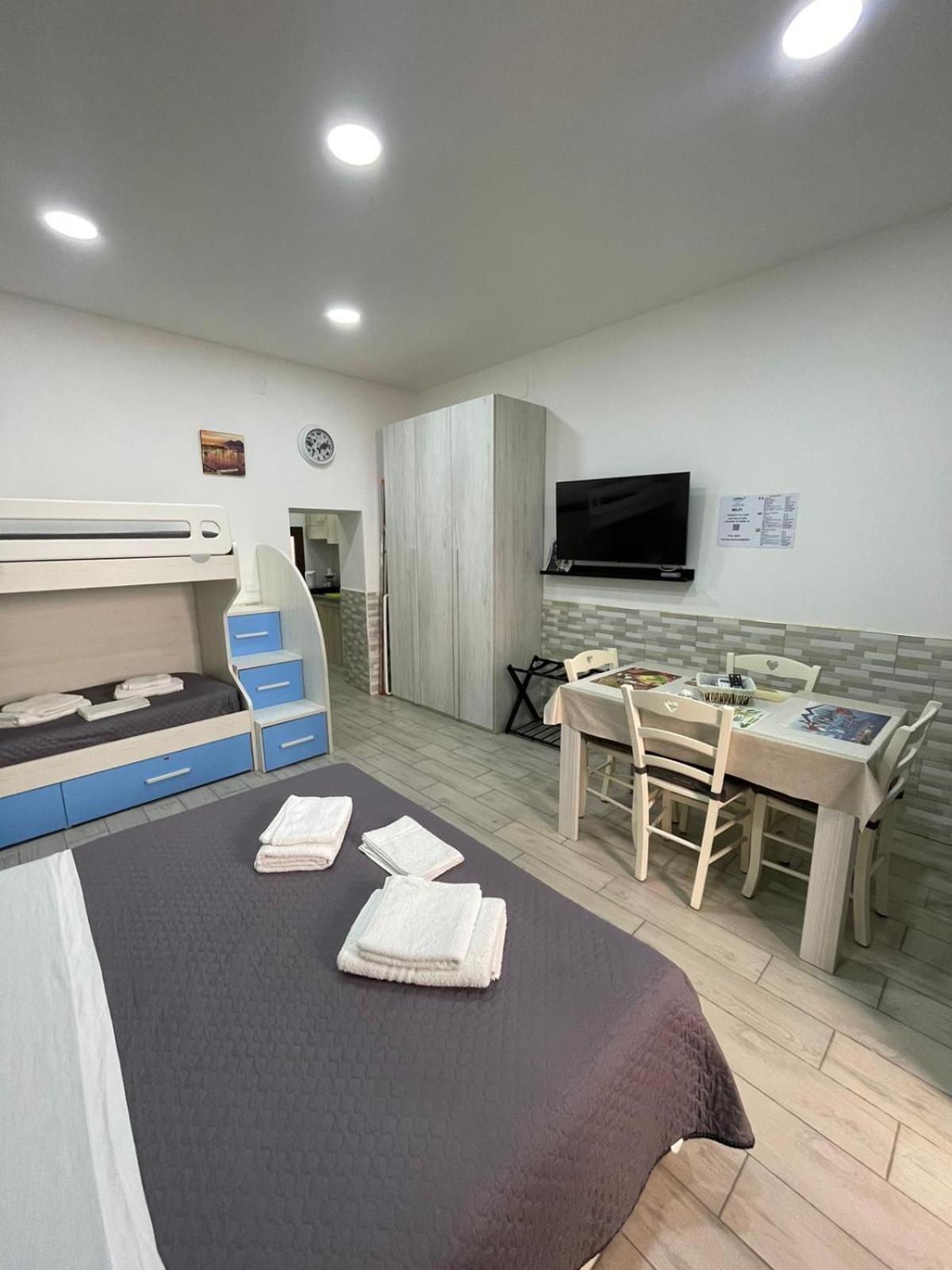 Casa Vacanze Luisa Napoli Dış mekan fotoğraf